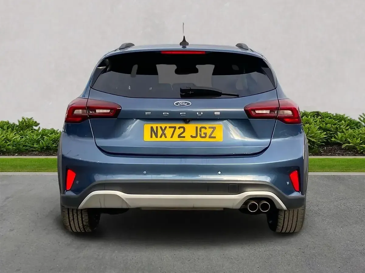 Used Ford Focus Active 2022 Blue Hatchback