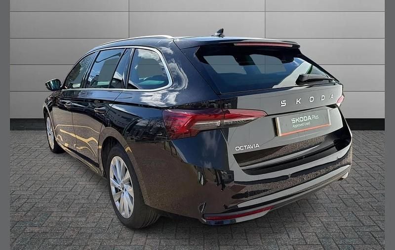 Used Skoda Octavia SE L 147 HP (108 kW) 2025 Black magic pearl effect Estate