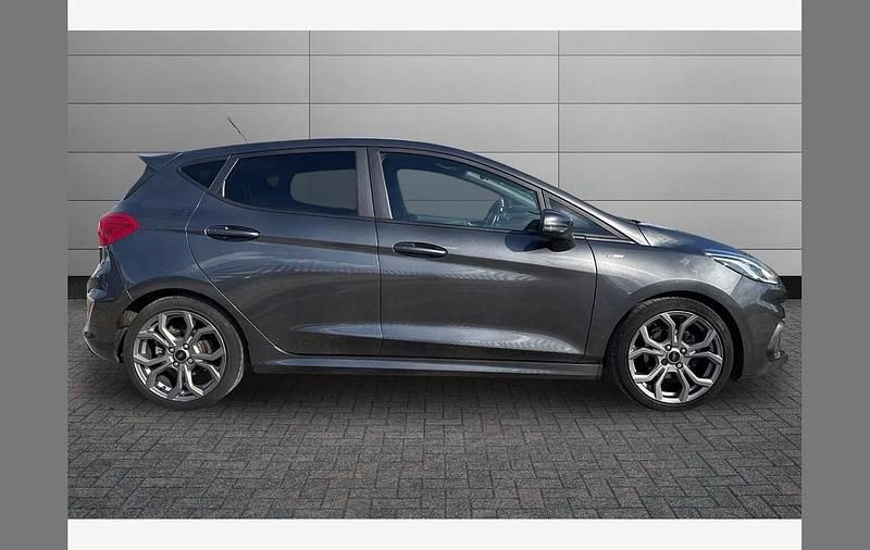 Used Ford Fiesta ST-Line 140 HP (102 kW) 2018 Grey Hatchback