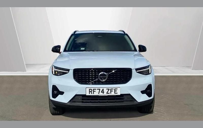 Used Volvo XC40 Ultra 194 HP (142 kW) 2025 Blue SUV