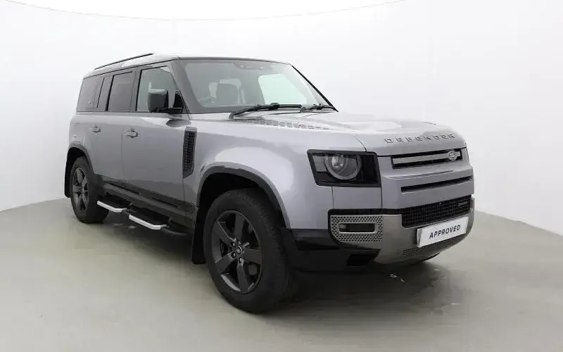 Usado Land Rover Defender HSE Dynamic 249 HP (183 kW) 2025 SUV