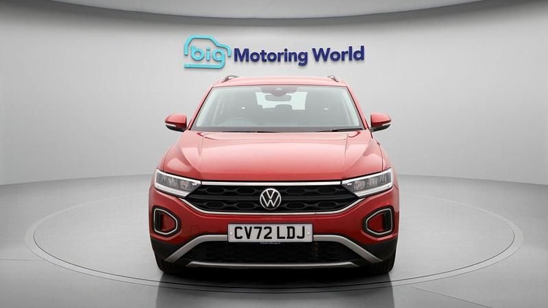Used VW T-Roc S 150 HP (110 kW) 2022 Red SUV