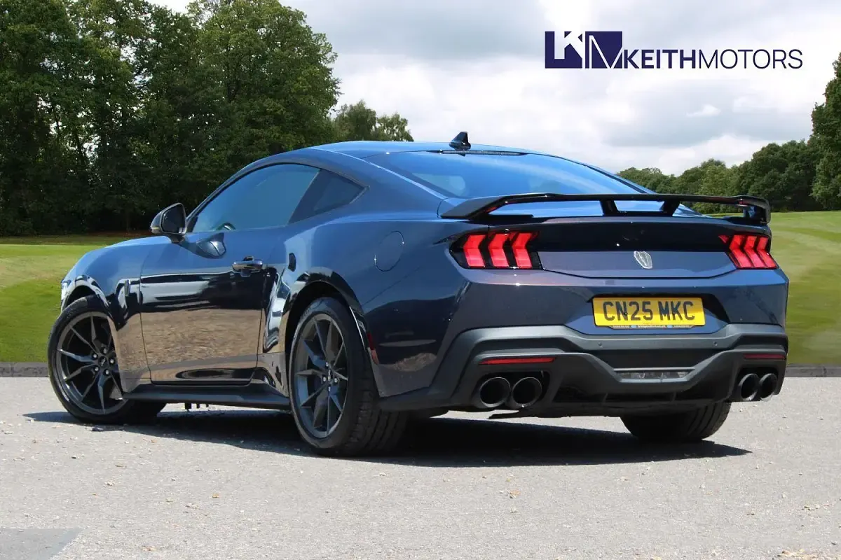 Used Ford Mustang Dark Horse 500 HP (367 kW) 2025 Blue Coupe