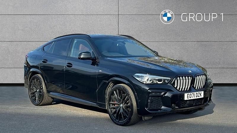 Black sapphire metallic paint Used 2021 BMW X6 M Sport SUV | £45,950 (Fair price) - Image 1/4