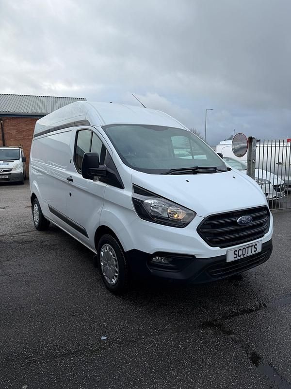 Used Ford Transit Custom Limited 130 HP (95 kW) 2020 White Van