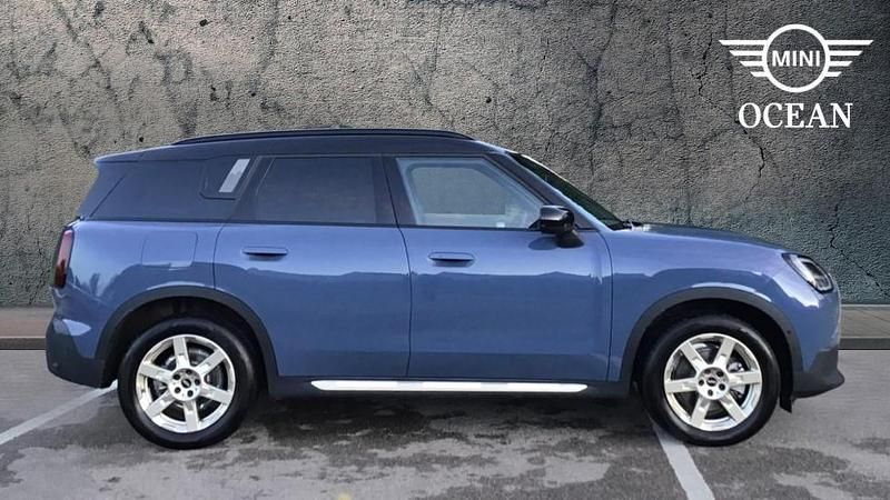 Used Mini Countryman 168 HP (123 kW) 2024 Blue SUV