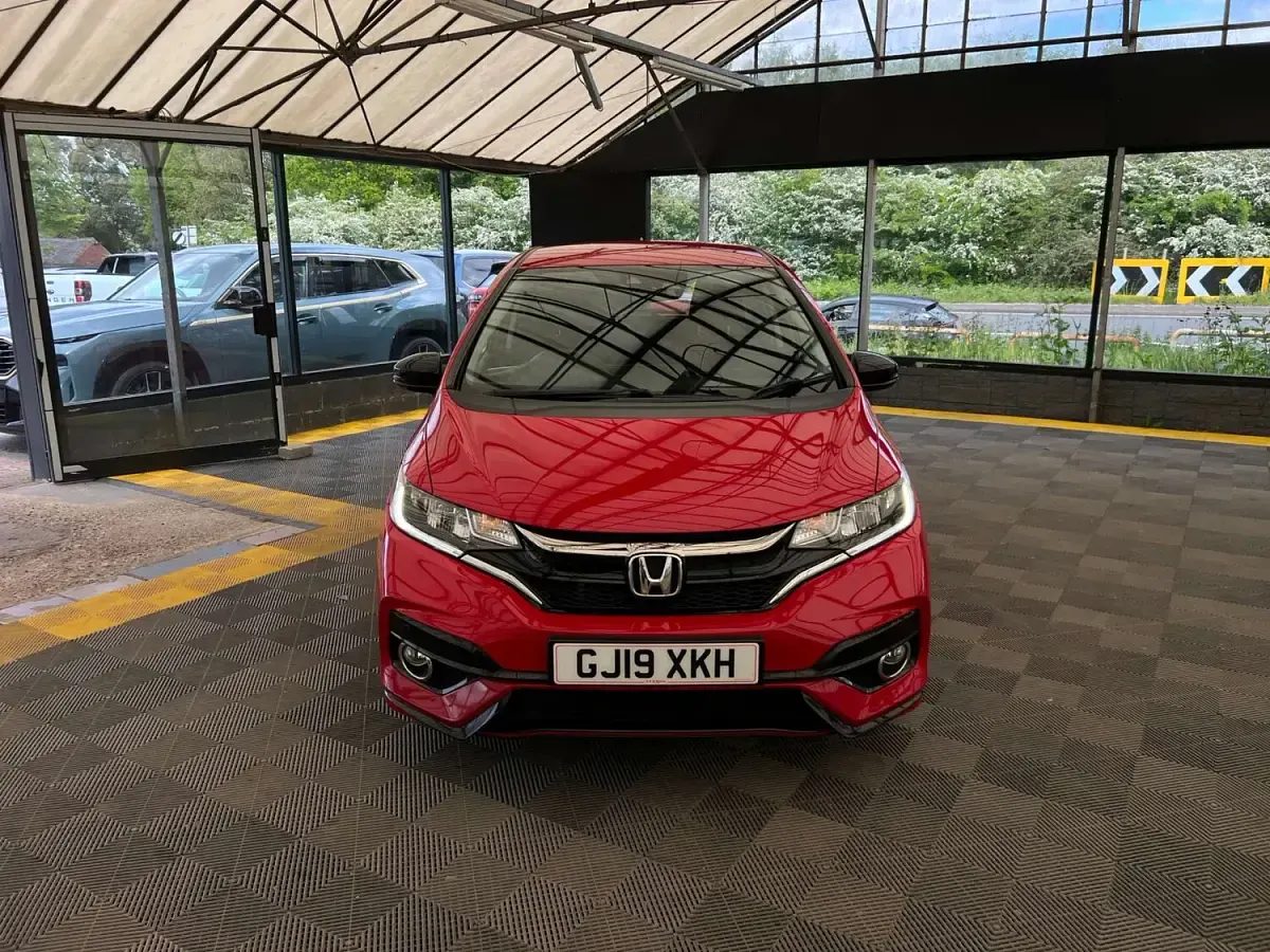 Used Honda Jazz Sport 130 HP (95 kW) 2019 Red Hatchback