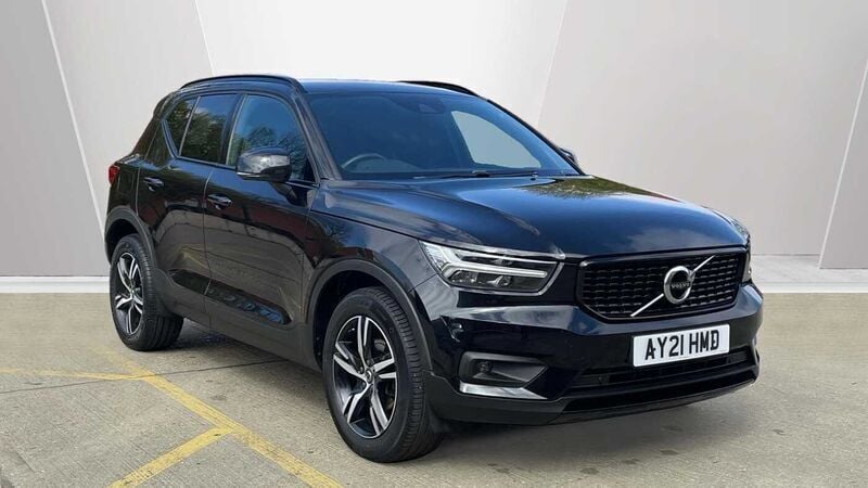 Used 2021 Volvo XC40 R-Design SUV | £20,990 (Fair price) - Image 1/3