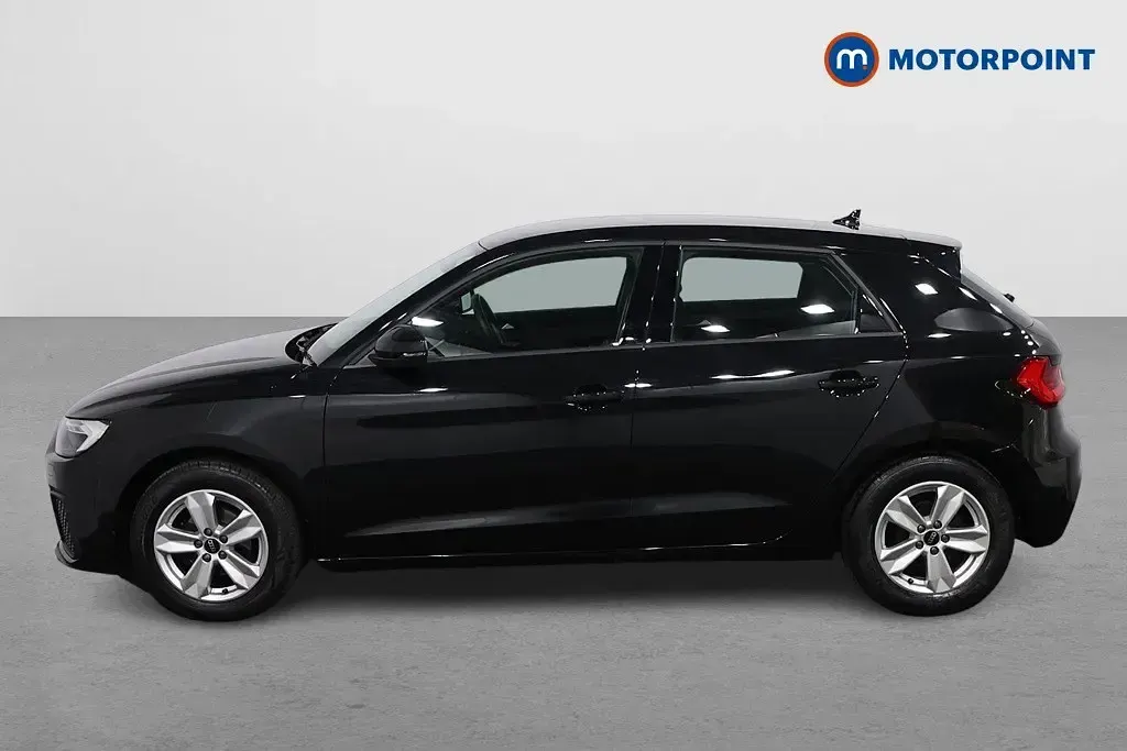 Usado Audi A1 2022 Negro SUV