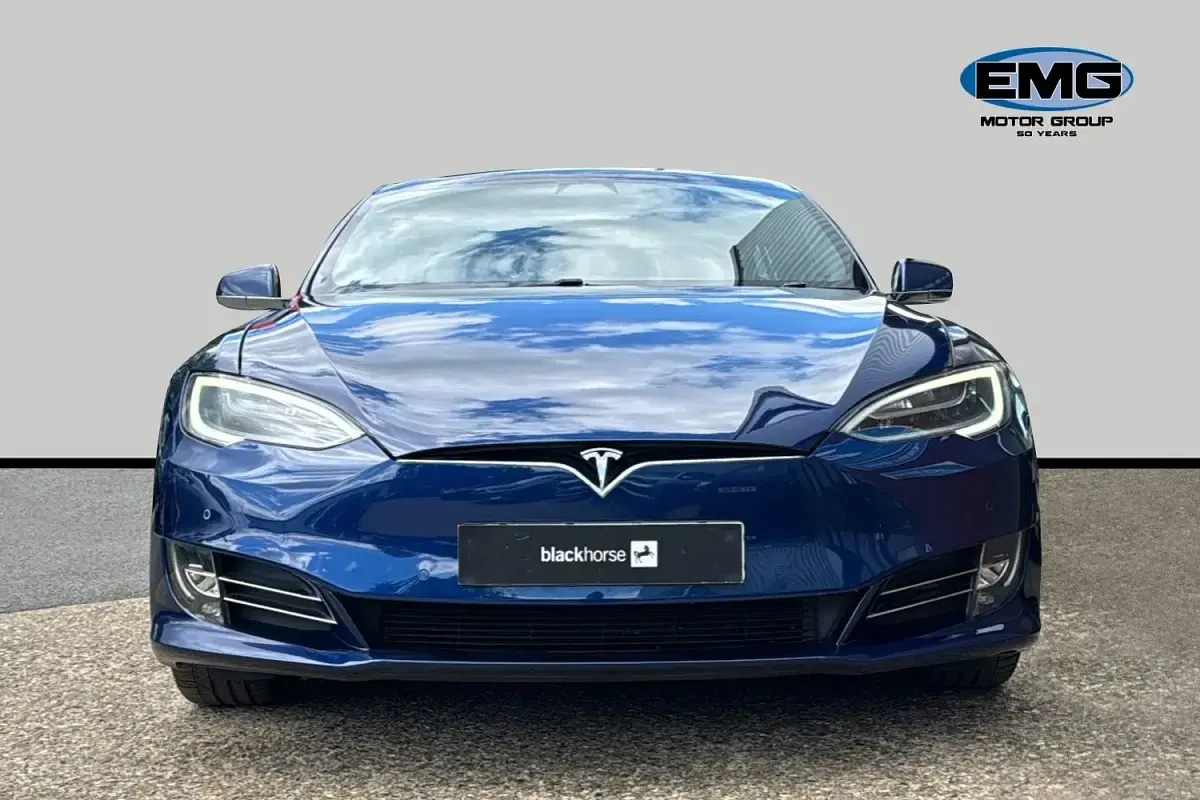 Used Tesla Model S 306 kW (417 HP) 2019 Blue Hatchback