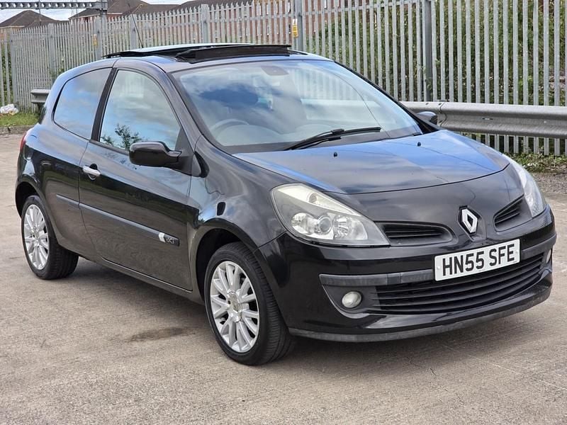 Black Used 2005 Renault Clio II Dynamique Hatchback | £1,095 (Fair price) - Image 1/4