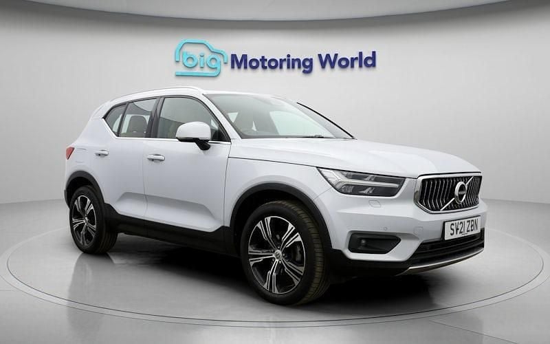 Used Volvo XC40 Inscription 163 HP (119 kW) 2021 Silver SUV