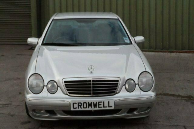 Used Mercedes E320 Avantgarde 2001 Sedan