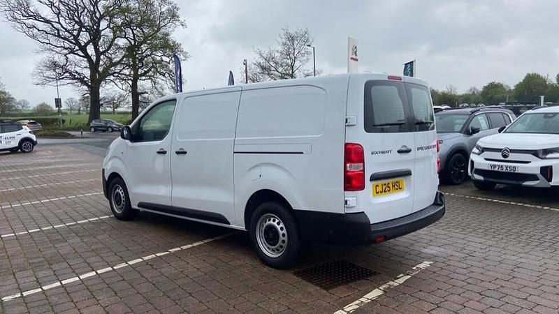 Second-hand Peugeot Expert 143 CP (105 kW) 2025 Alb Van