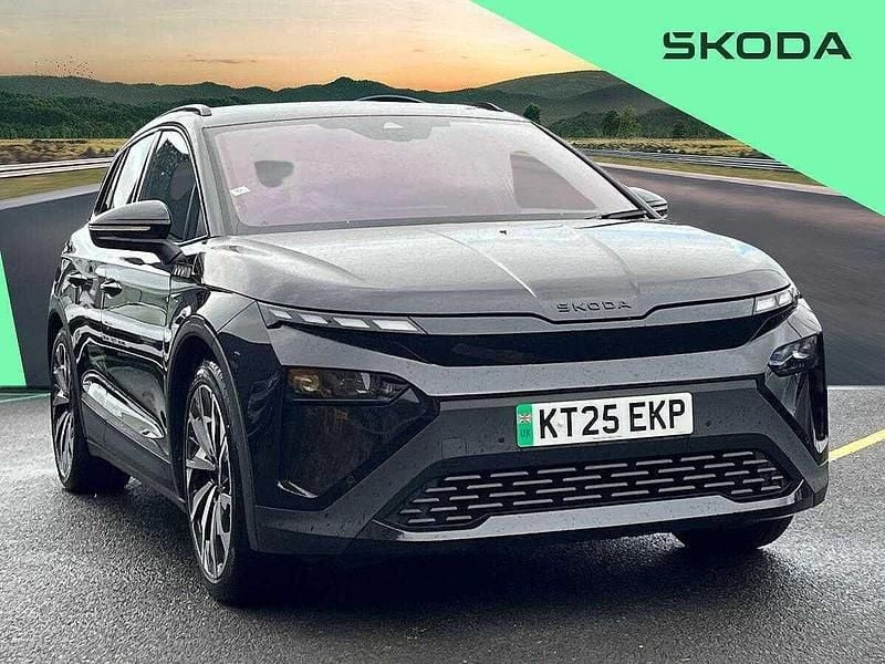 Black magic pearl effect Used 2025 Skoda Elroq SportLine SUV | £34,184 (Good price) - Image 1/4