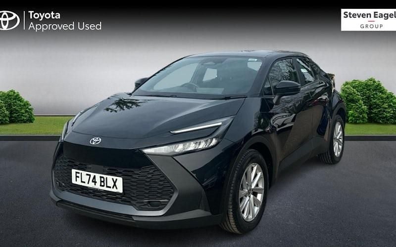 Used Toyota C-HR 140 HP (102 kW) 2026 SUV