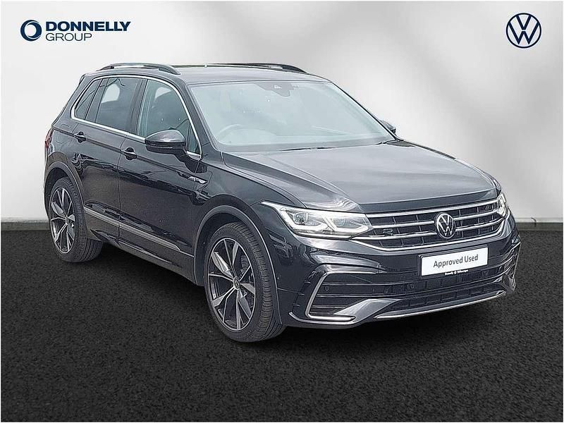 Black Used 2023 VW Tiguan R-line SUV | £29,990 (A bit pricey) - Image 1/4