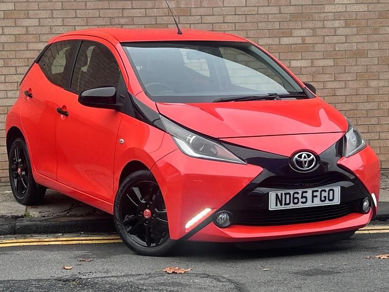 Orange Used 2015 Toyota Aygo X-cite Hatchback | £4,590 (Fair price) - Image 1/4