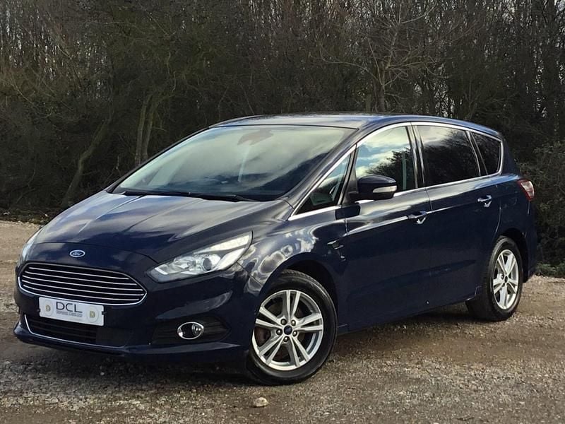 Used Ford S-MAX Titanium 150 HP (110 kW) 2017 Blue MPV