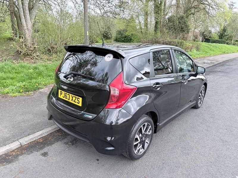 Używany Nissan Note S 2014 Czarny Hatchback