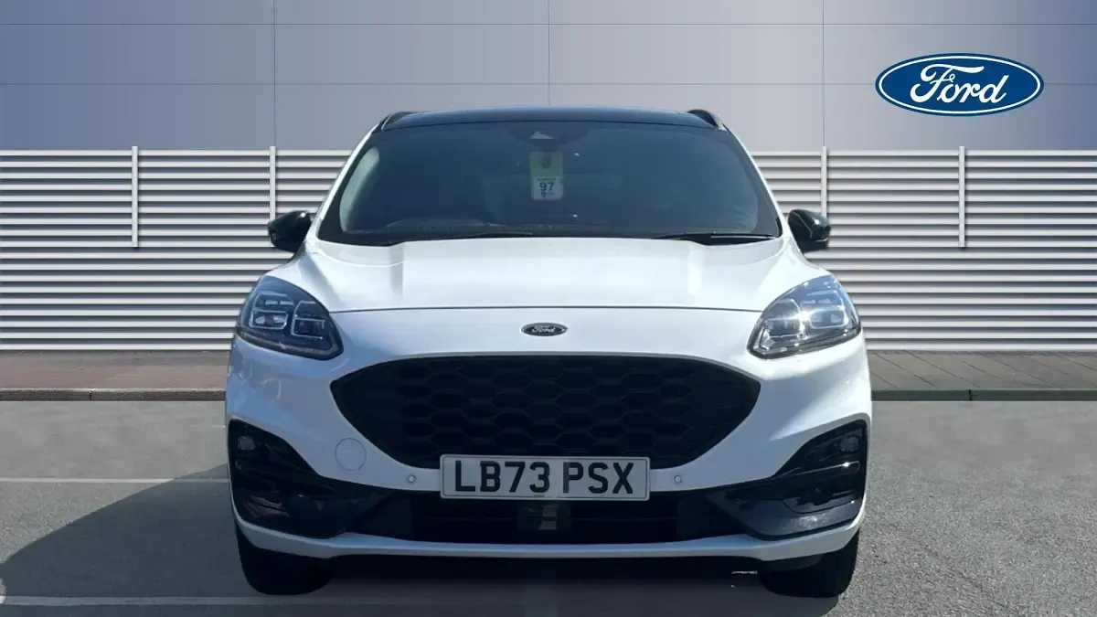 Used Ford Kuga 190 HP (139 kW) 2023 White SUV