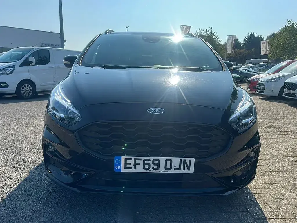 Used Ford S-MAX ST-Line 187 HP (137 kW) 2019 Black MPV