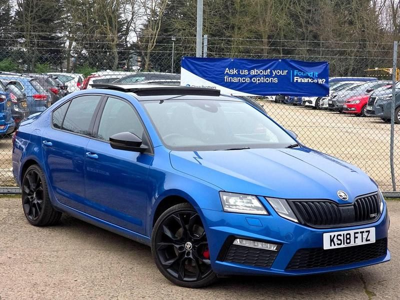 Used Skoda Octavia vRS 184 HP (135 kW) 2018 Blue Hatchback