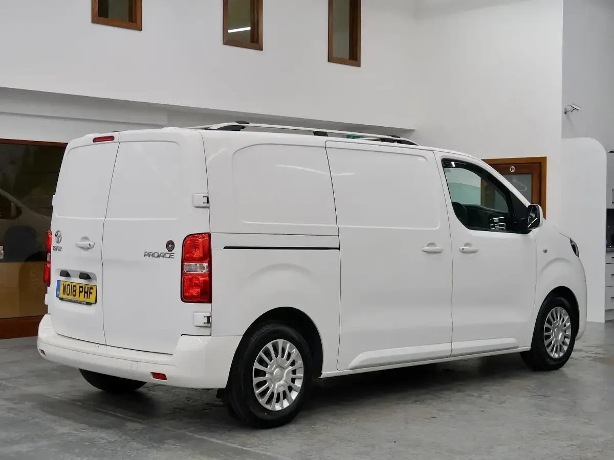 Used Toyota Proace Comfort 2018 White MPV