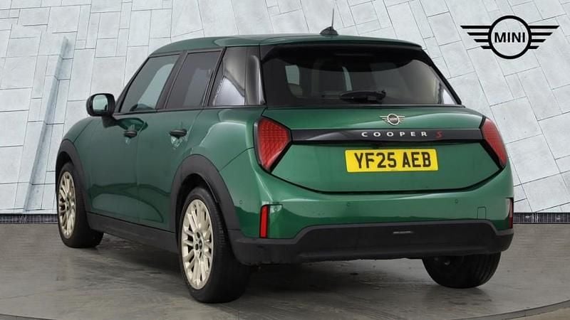 Used Mini Cooper S Hatch 201 HP (147 kW) 2025 Green Hatchback
