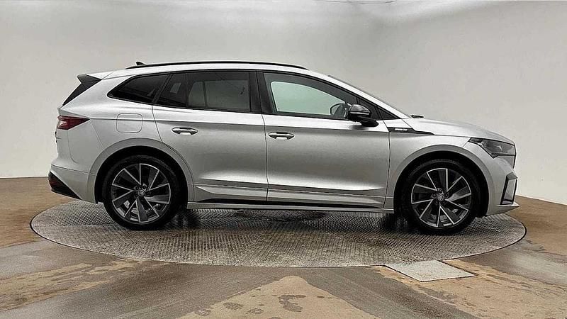 Used Skoda Enyaq iV SportLine 194 kW (265 HP) 2021 Brilliant silver metallic SUV