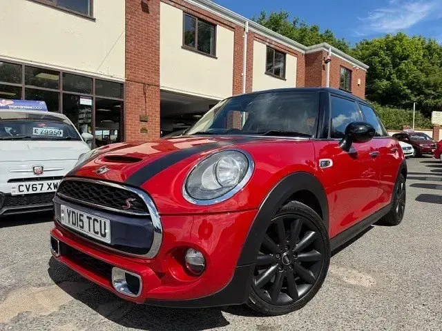 Usado Mini Cooper S Hatch 192 HP (141 kW) 2015 Vermelho Citadino