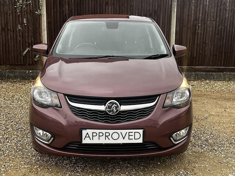 Used Vauxhall Viva 75 HP (55 kW) 2018 Red Hatchback