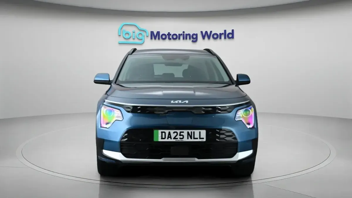 Used Kia e-Niro 147 kW (201 HP) 2025 Blue SUV