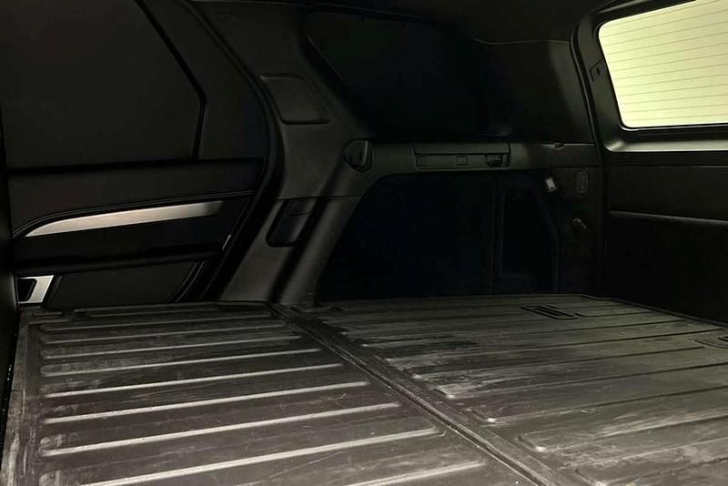 Used Land Rover Discovery 5 HSE Dynamic 296 HP (217 kW) 2023 Other SUV