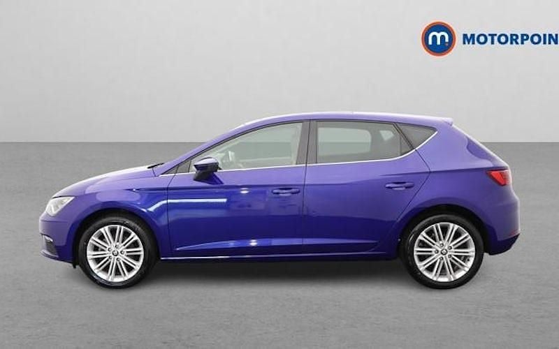 Used Seat Leon XCELLENCE 125 HP (91 kW) 2016 Blue Hatchback