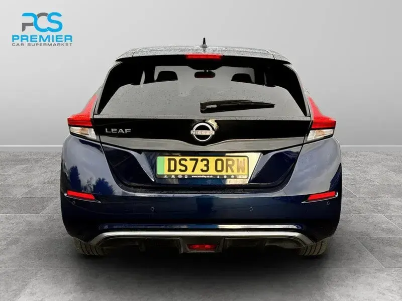 Used Nissan Leaf N-Connecta 110 kW (150 HP) 2023 Blue Hatchback