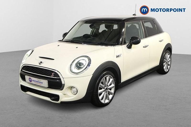 Used Mini Cooper S Classic 192 HP (141 kW) 2019 White Hatchback