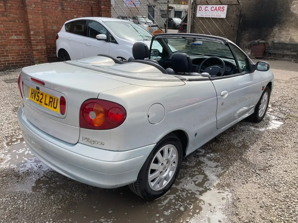 Used Renault Mégane Cabriolet Dynamique 2003 Silver Cabriolet