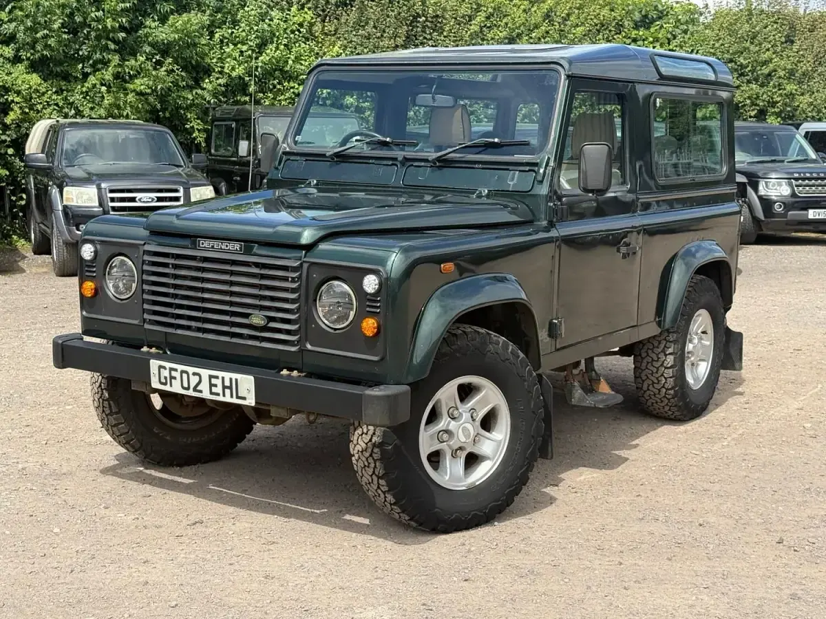 Used Land Rover Defender 2002 Green Estate