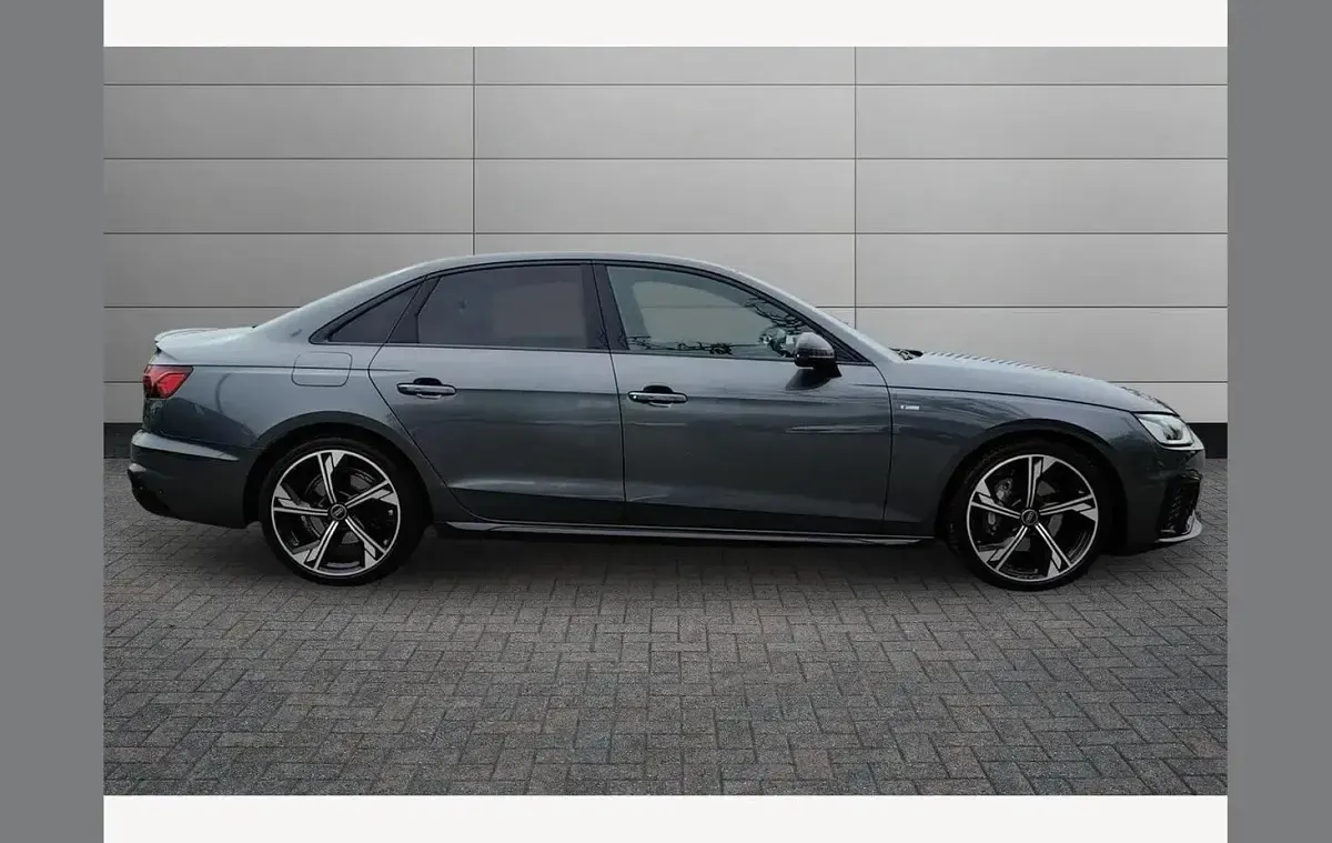 Used Audi A4 Black Edition 204 HP (150 kW) 2024 Grey Sedan