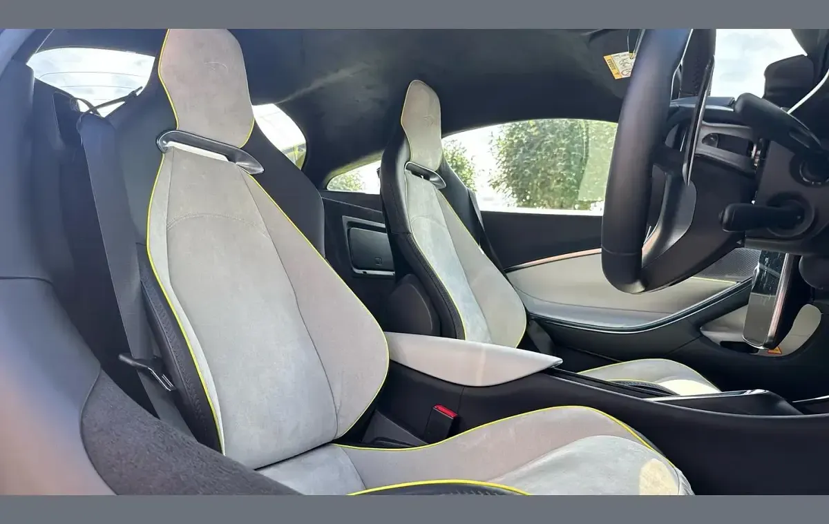 Used McLaren Artura 680 HP (500 kW) 2023 Green Coupe