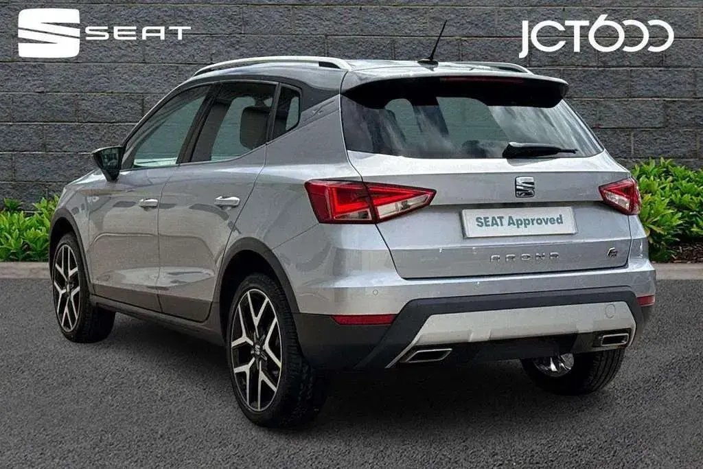 Used Seat Arona FR Sport 113 HP (83 kW) 2018 Silver SUV