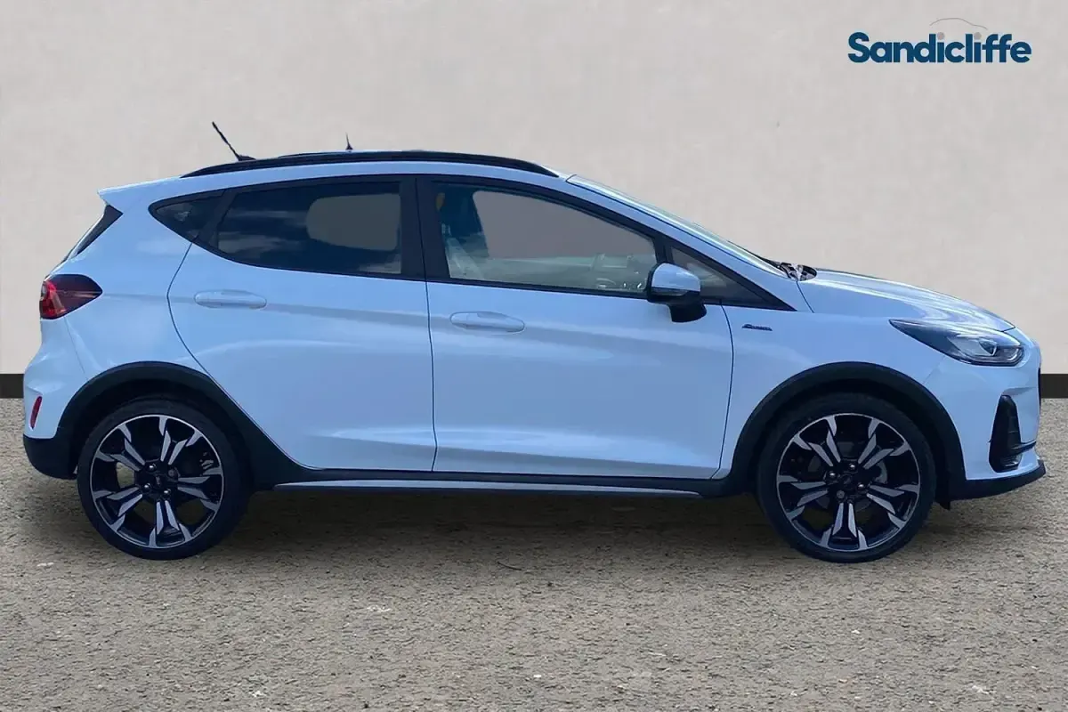 Usado Ford Fiesta Active 100 CV (73 kW) 2022 Blanco Utilitario
