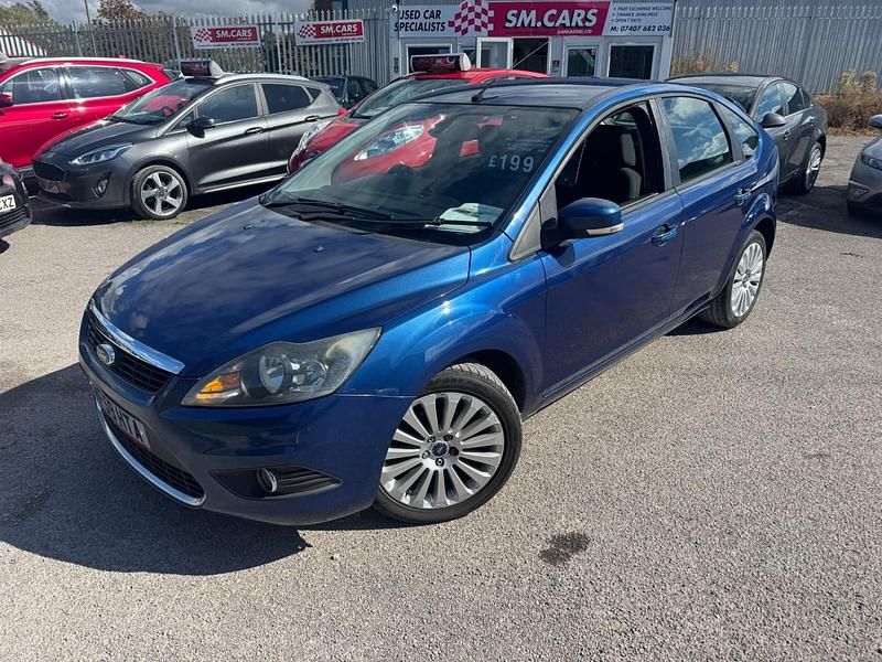 Blue Used 2009 Ford Focus Titanium Hatchback | £1,995 (Fair price) - Image 1/4