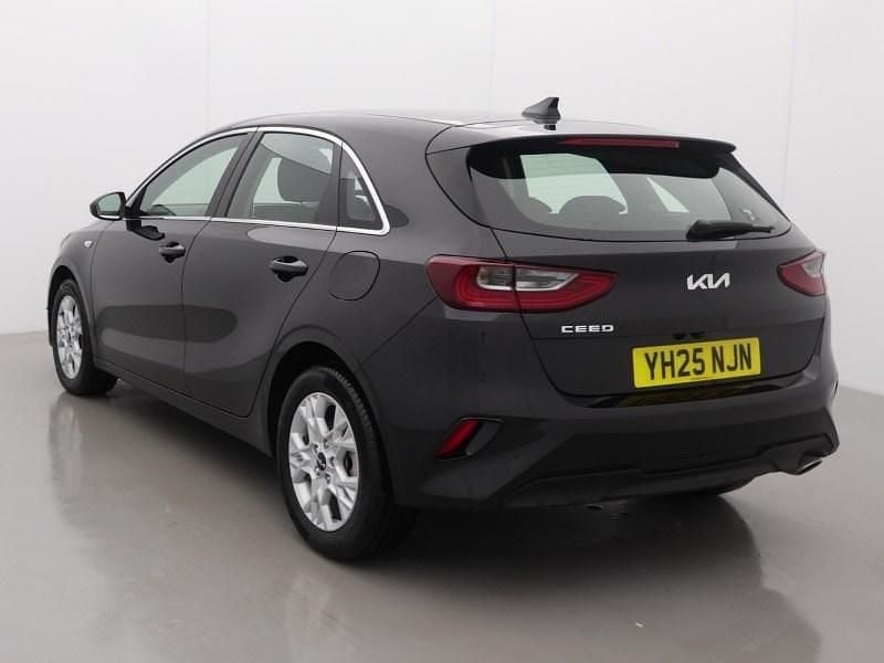 Used Kia Ceed 158 HP (116 kW) 2025 Black Hatchback