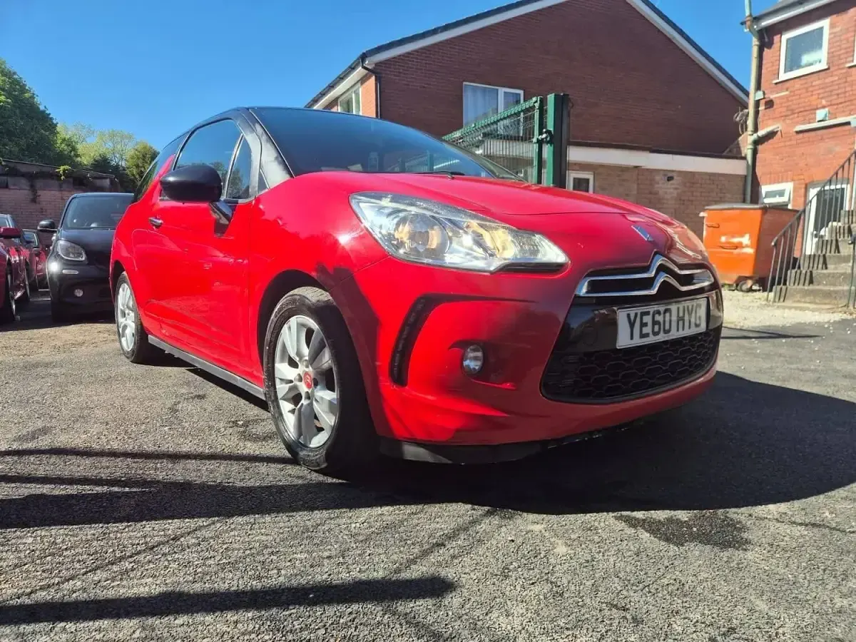 Used Citroën DS3 2010 Red Hatchback