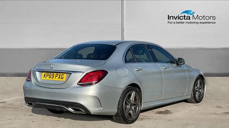 Used Mercedes C220 AMG Line Premium 194 HP (142 kW) 2019 Silver Sedan