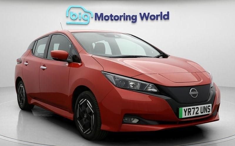 Used 2025 Nissan Leaf Acenta Hatchback | £9,300 (Good price) - Image 1/4