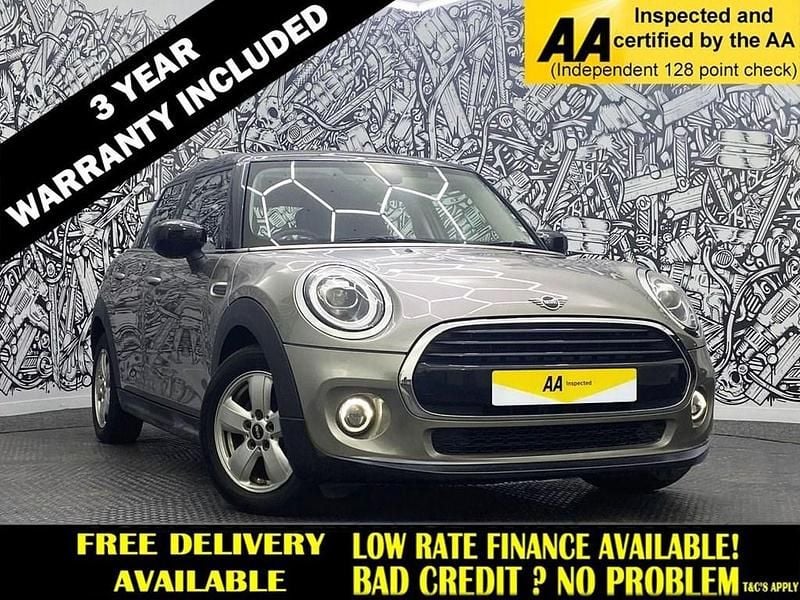 Silver Used 2019 Mini Cooper Classic Hatchback | £14,000 (Good price) - Image 1/2