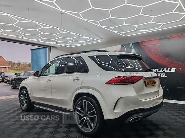 Used Mercedes GLE400 AMG line 2019 White Estate